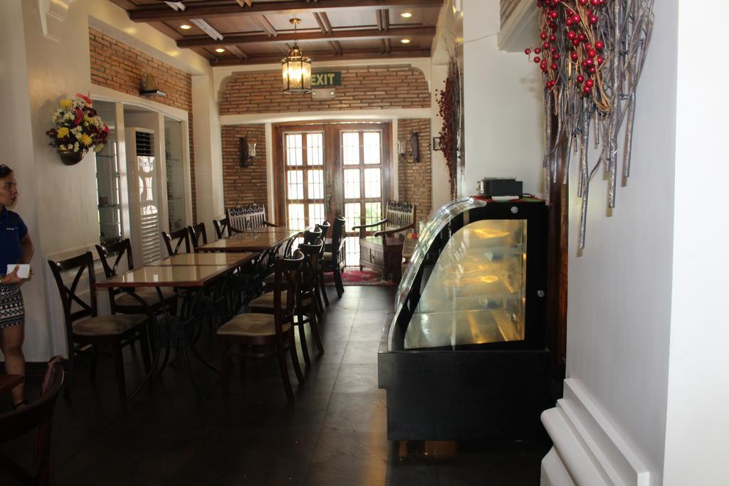 Ciudad Fernandina Hotel Vigan Exterior foto