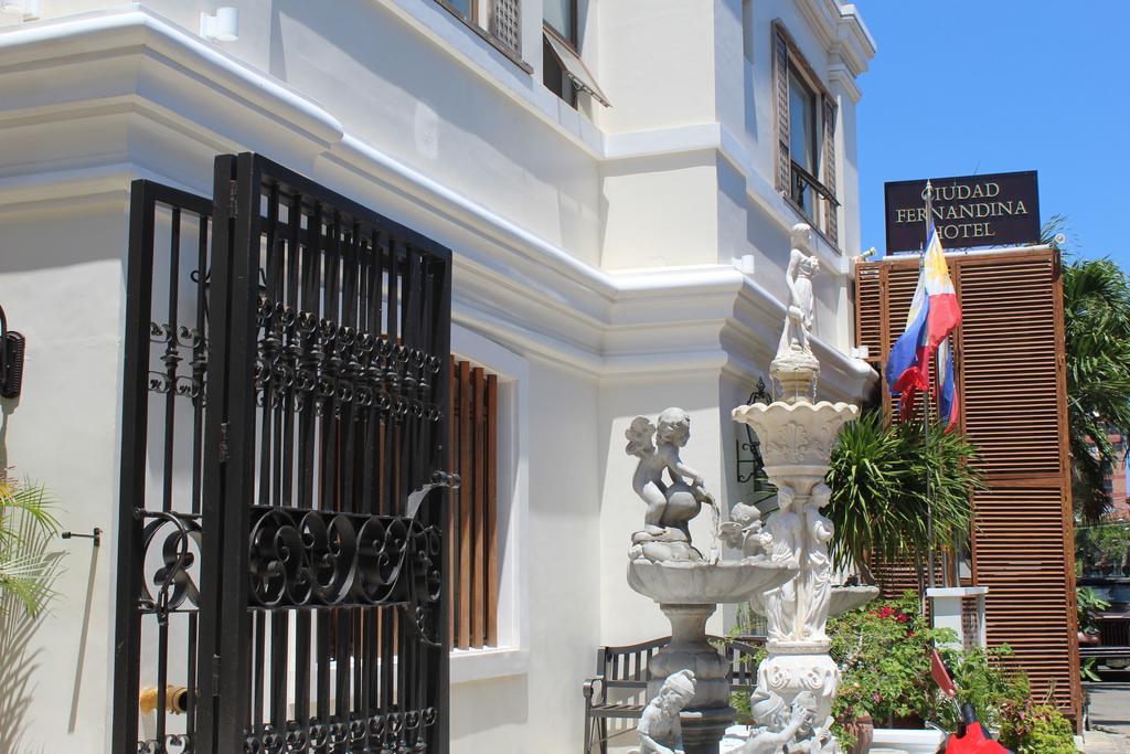 Ciudad Fernandina Hotel Vigan Exterior foto