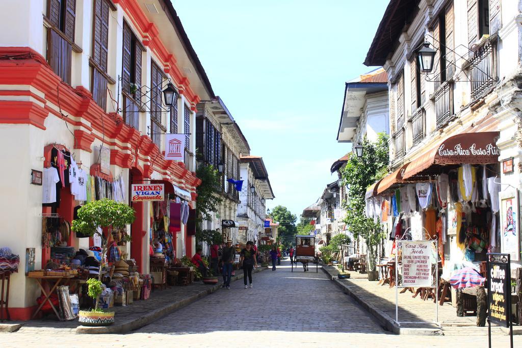 Ciudad Fernandina Hotel Vigan Exterior foto