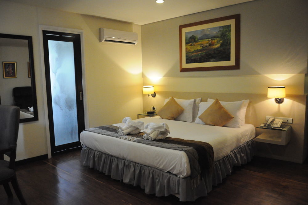 Ciudad Fernandina Hotel Vigan Exterior foto